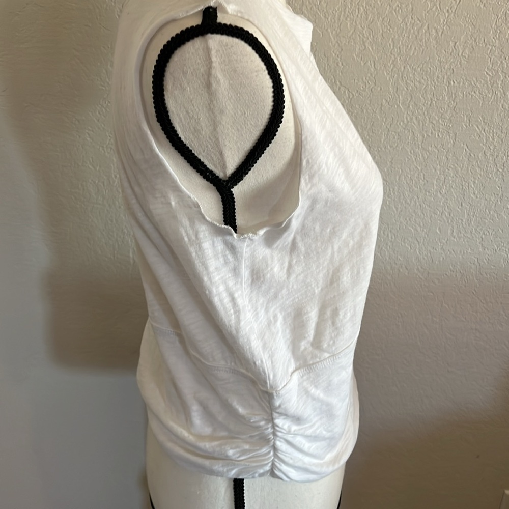 NWT LNA sleeveless white mid drift top! - Picture 2 of 5